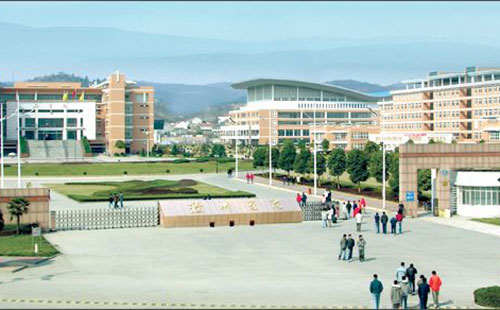 人臉識別無人超市亮相滁州學(xué)院