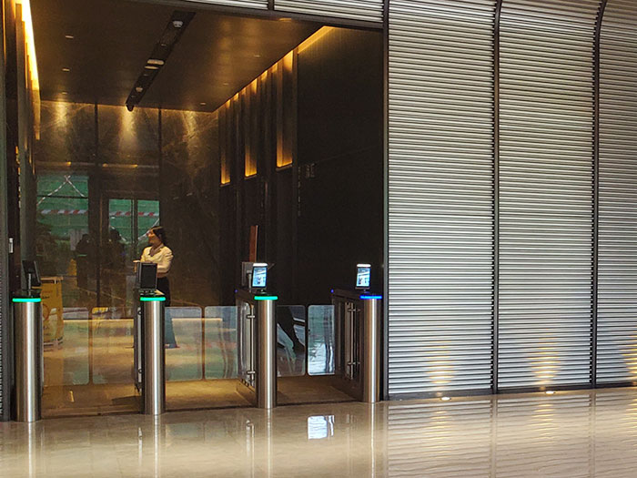 門禁在訪客系統(tǒng)中起到什么作用？